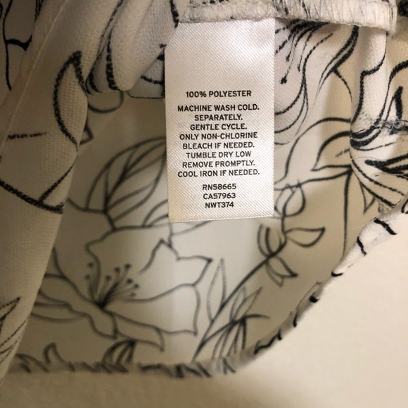 14th and Union Floral Tank Top - Picture 5 of 5